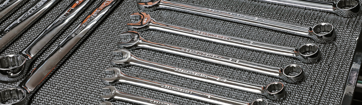 GEARWRENCH 12 point combination wrenches in tool drawer