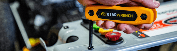 GEARWRENCH fold up hex key set in use